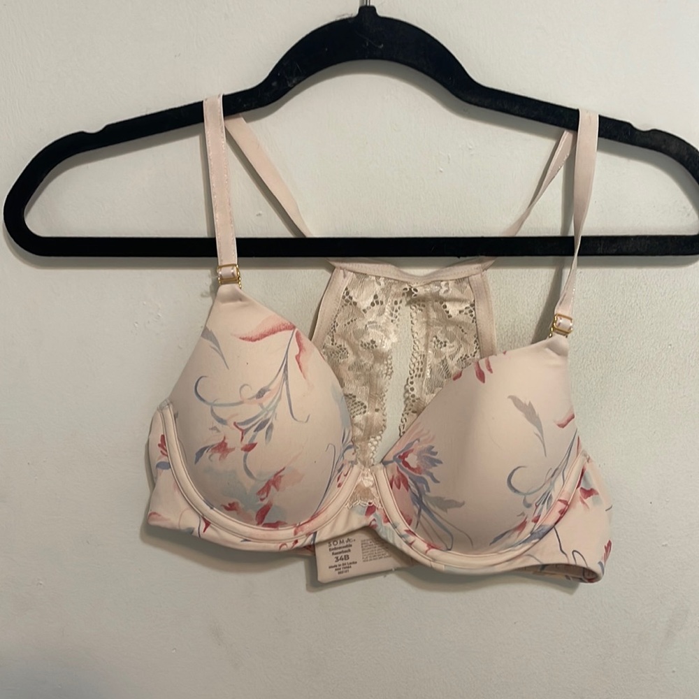 Soma  Embraceable signature lace Racerback bra 34b